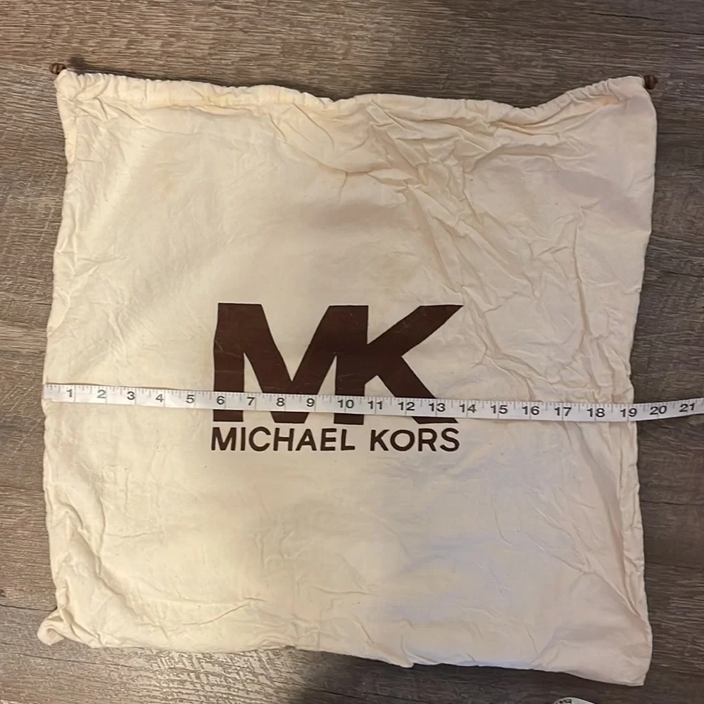 Michael Kors Cream Drawstring Closure Cloth Dust Bag